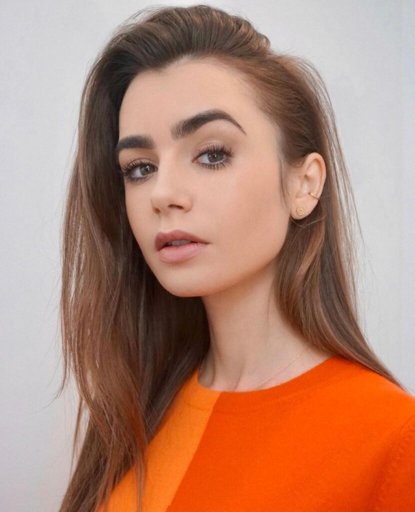 Lilly Collins