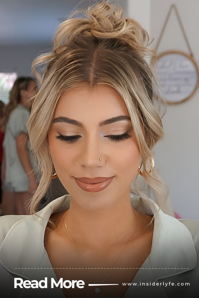 Earthy Tones with Nude Lips