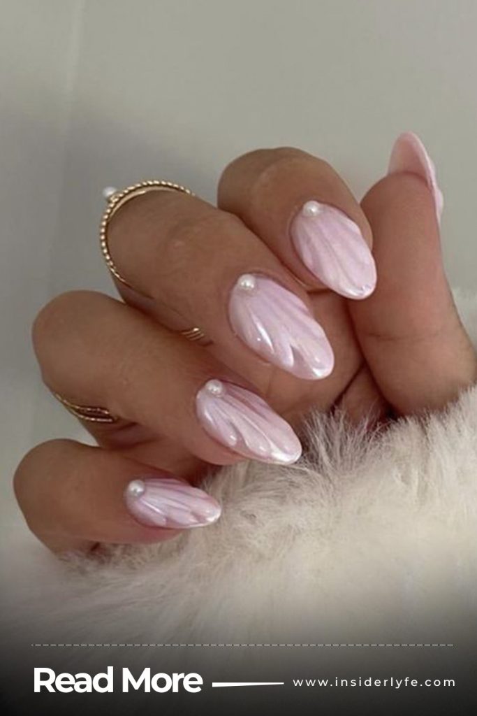 Pearly pink seashell nails