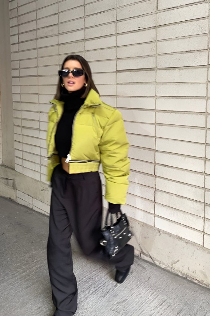 Casual Puffer Jacket and Sweater Look like Billie Eilish