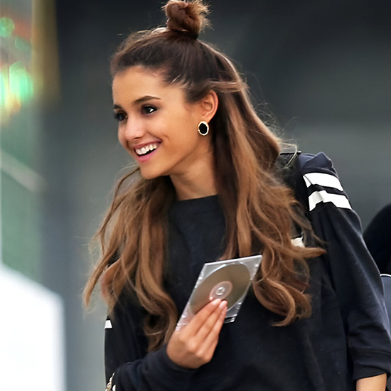 Effortless Half Up, Half Down – Ariana Grande