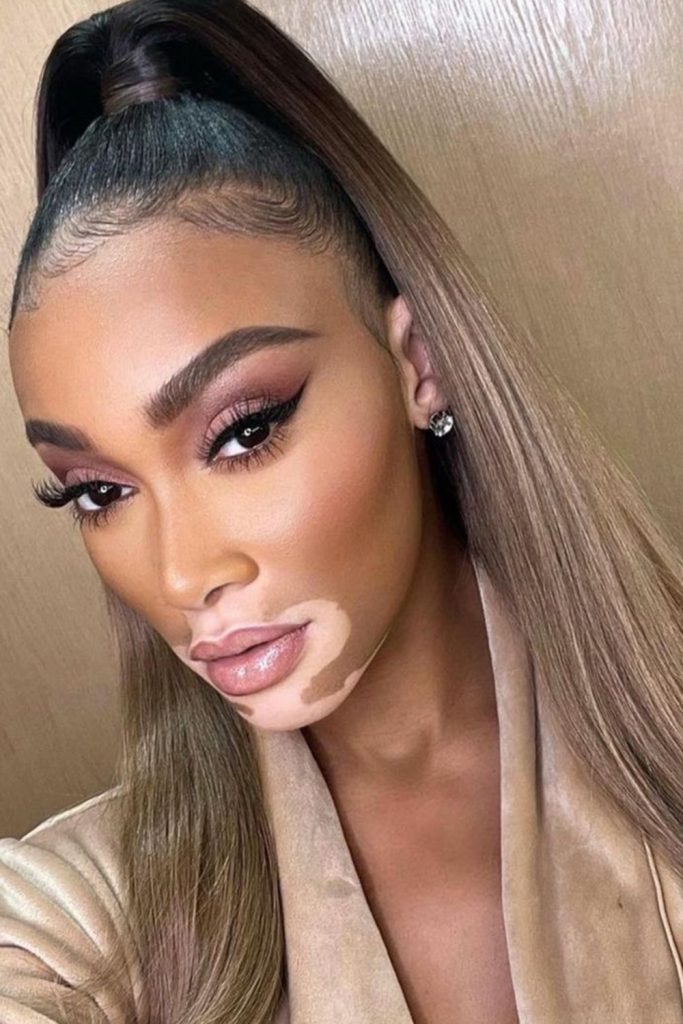 High Ponytail with Sleek Edges