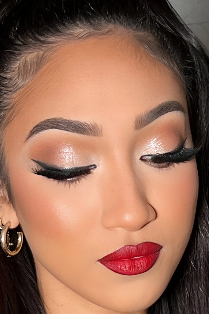 Icy Silver Eyeshadow