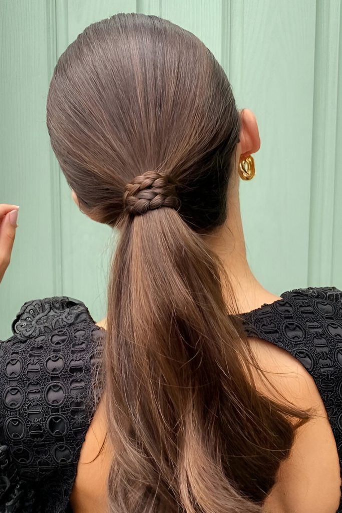 Knotted Low Ponytail