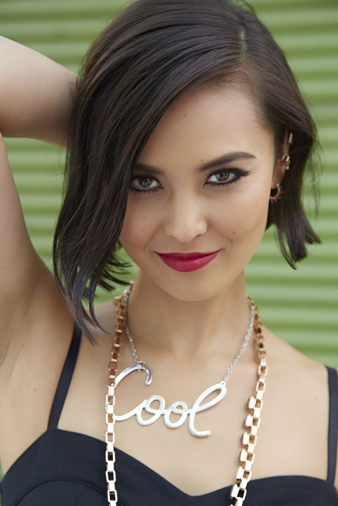 Super Smooth, Ironed Locks