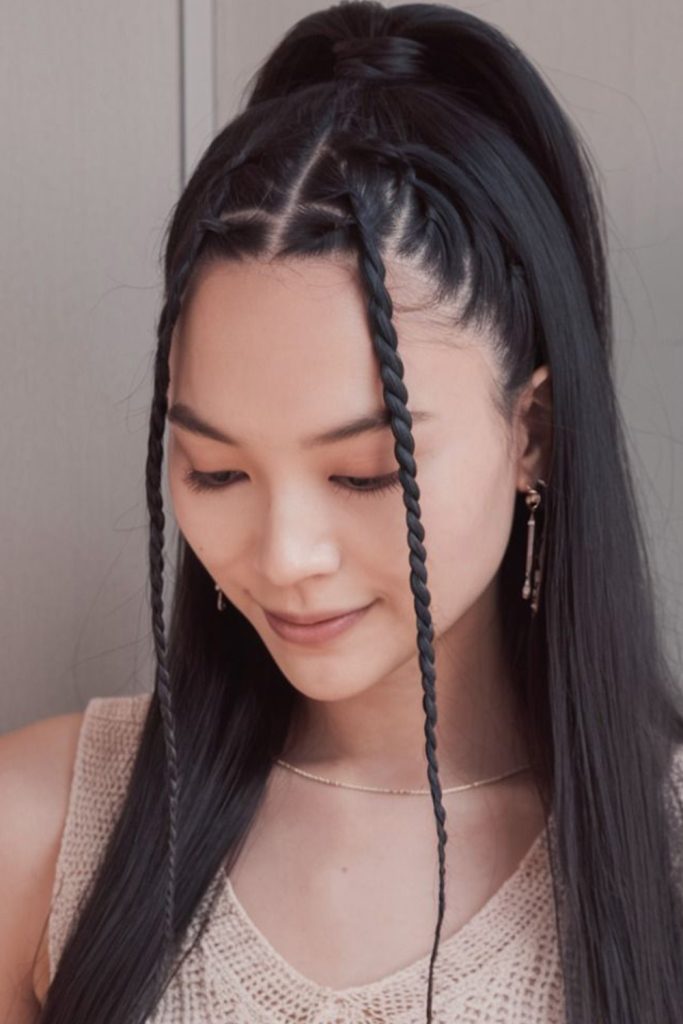 The Half Up Ponytail