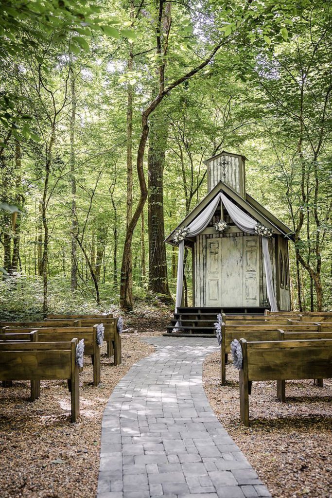 Alternative Wedding Venues Thinking Outside the Chapel