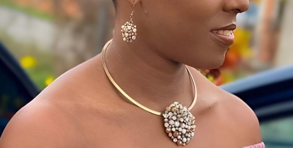 Curled Under on a TWA for a Soft, Elegant Finish
