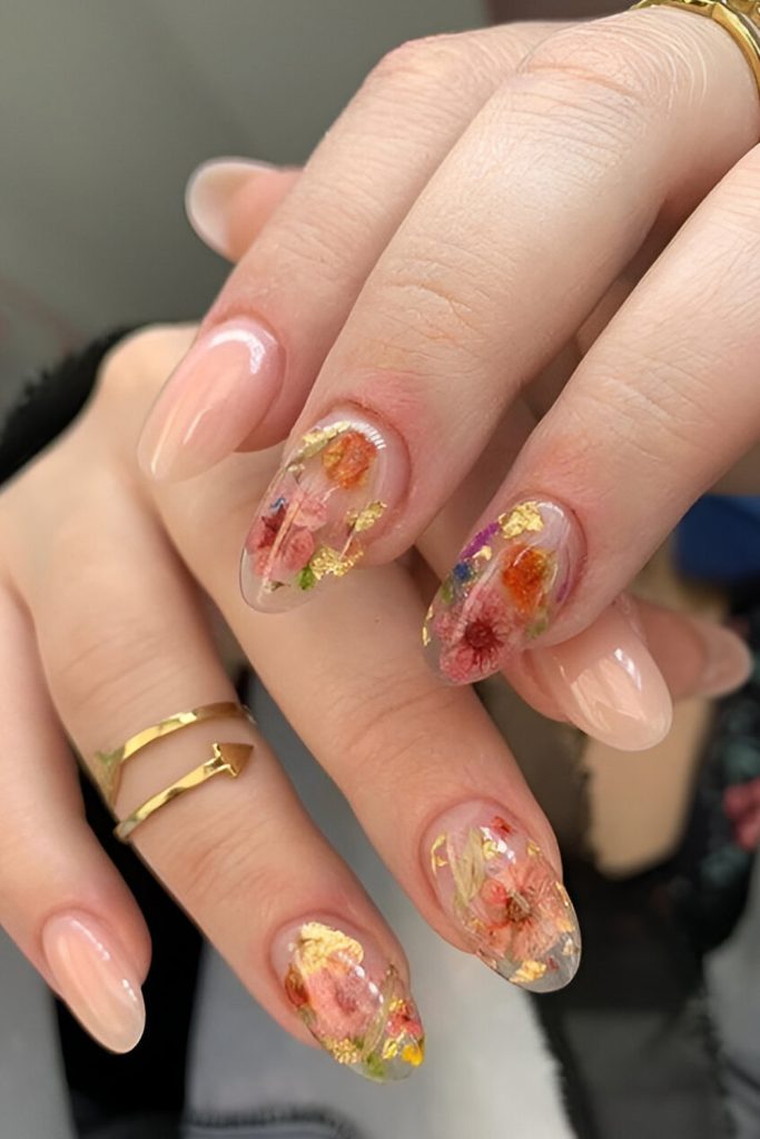 Pressed Flower Nails