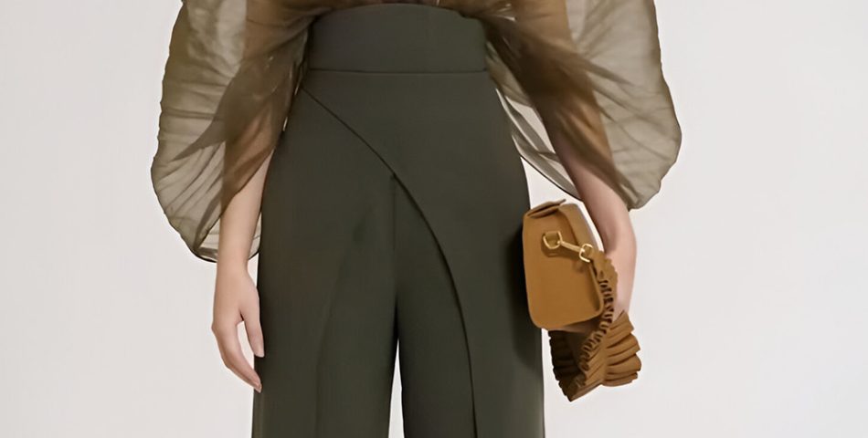 Sheer Elegance – Soft Transparency with a Chic Touch
