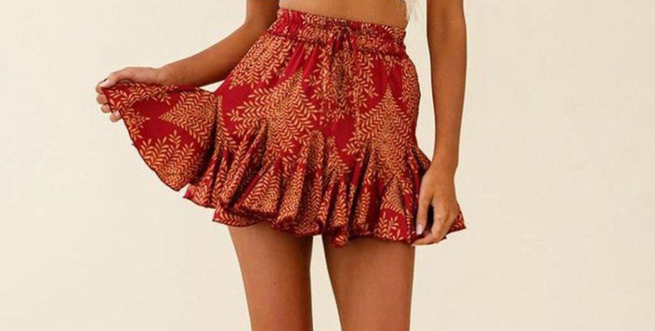 Crop Tops for a Flirty, Fun Look