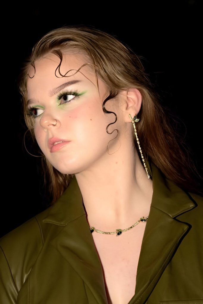 Wet Waves with a Retro Remix