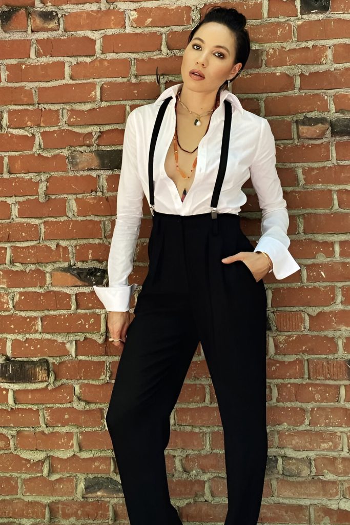 White Shirt & Suspenders – Old School with a Contemporary Twist