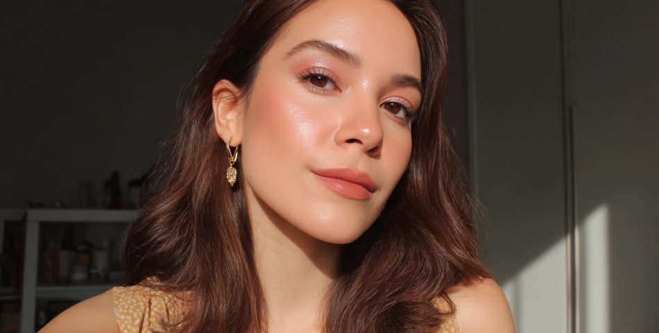 9 Glowy Makeup Looks for a Fresh Faced Summer