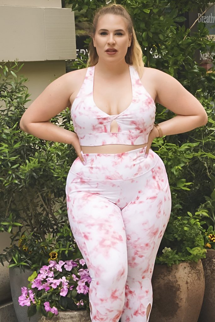 Athleisure Outfit (Leggings + Crop Top)