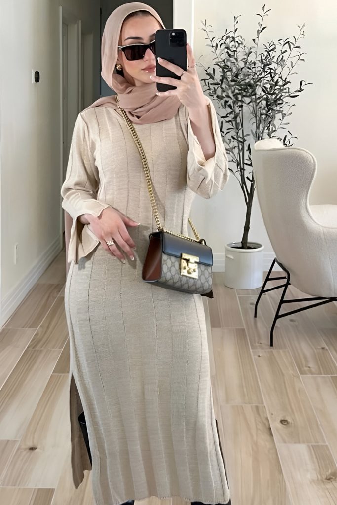 Overtime Work Dresses Made of Knit