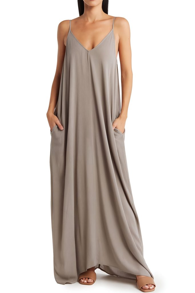 A Slouchy Maxi Moves Like a Summer Breeze