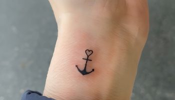Mini Anchor Tattoos for a Rooted Yet Adventurous Soul