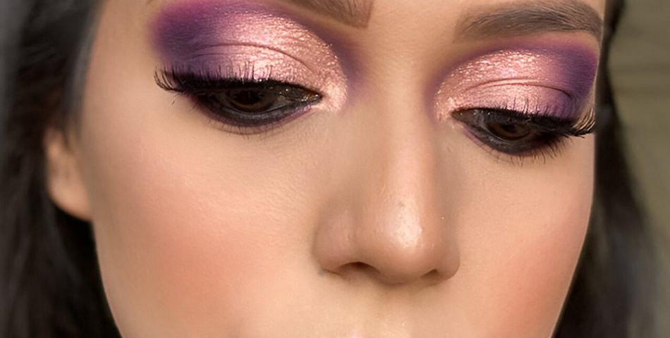 Purple Blush with a Pinch of Golden Highlight