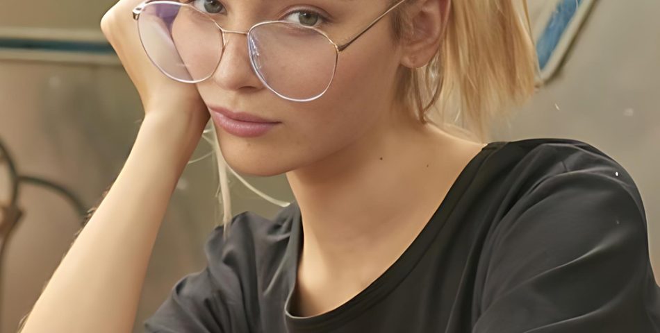 Softer Puff Ponytails for Full Playfulness