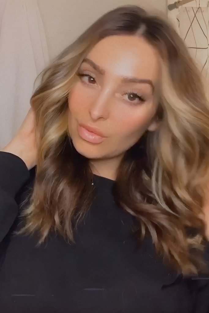 The Air Dried Wave Look That Embraces the Humidity