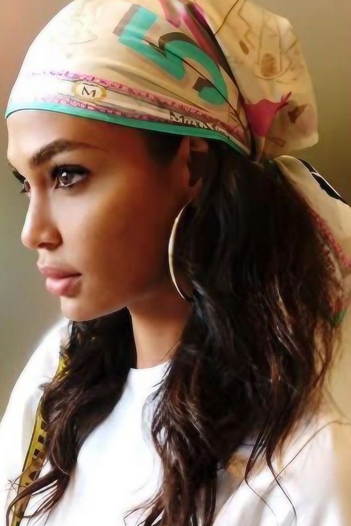 Wavy Layers with Turban Style Wrap