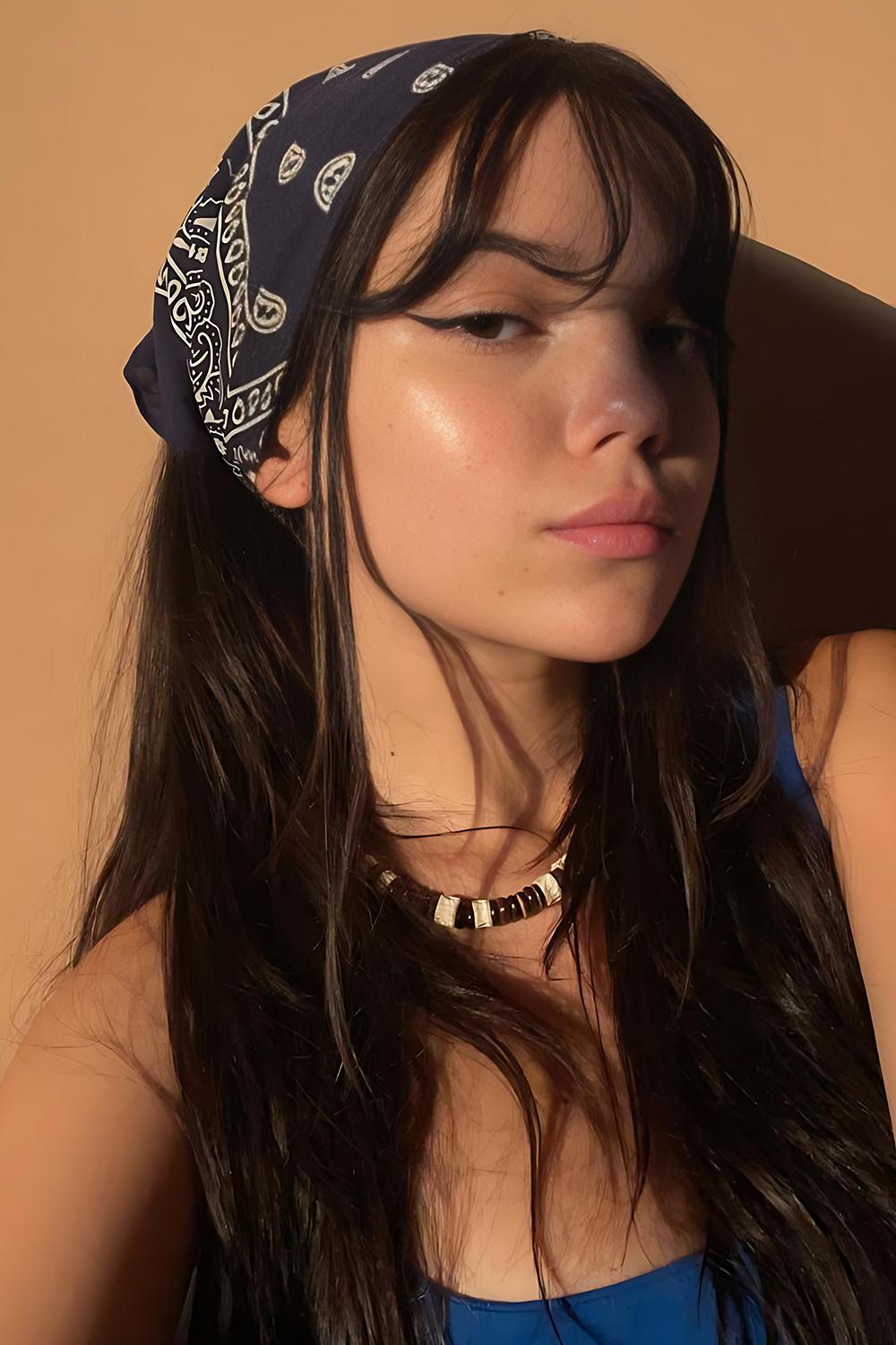 16 Fresh Bandana Hairstyles That’ll Level Up Your Seasonal Look ...