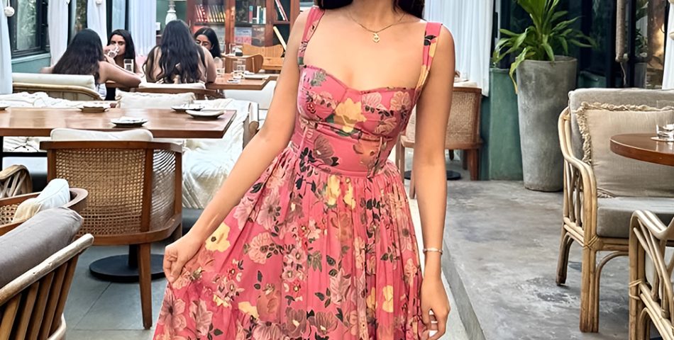 Flowy Maxi Dresses That Travel Light and Look Effortless