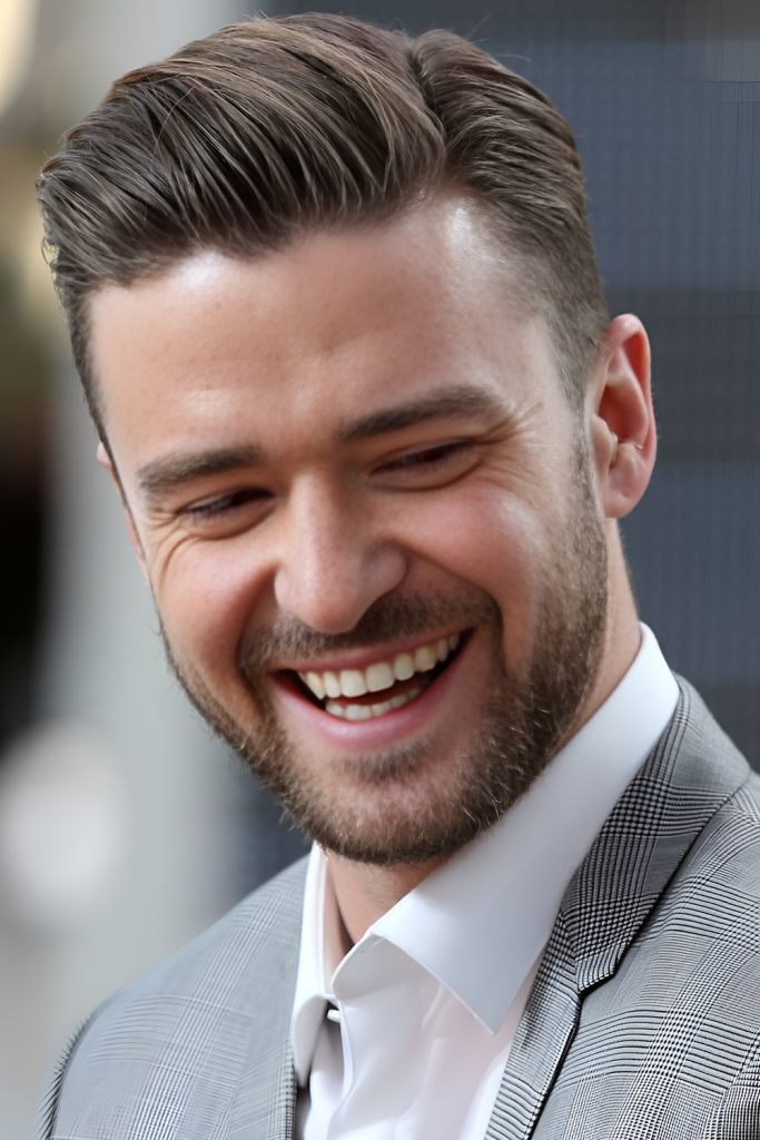 How to Determine Your Face Shape Before Selecting a Cut