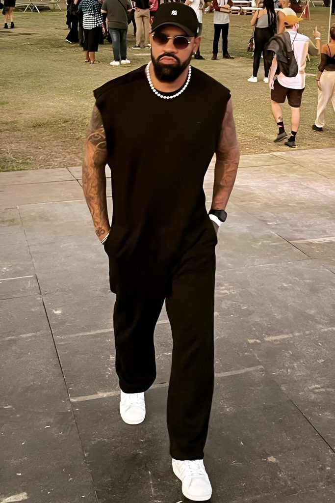 Outfits Built for Vibes, Music, and Selfies