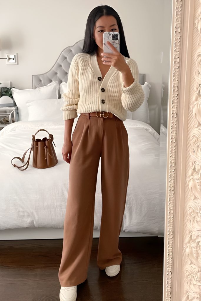 Relaxed Campus Outfits for That Effortlessly Cool Style