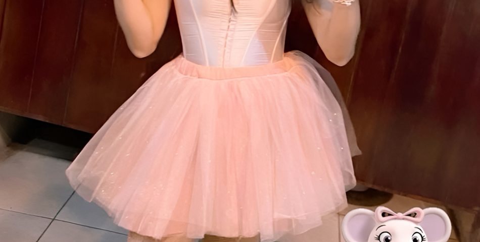 Ballerina Beauty with a Romantic Flair