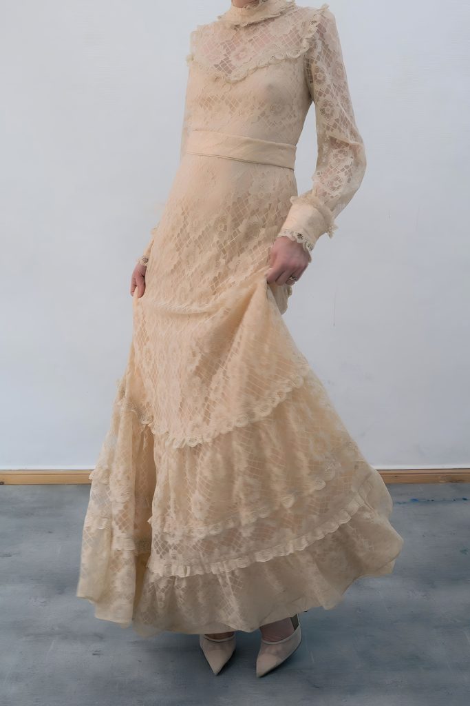 Flowing Chiffon Dresses for Soft Elegance