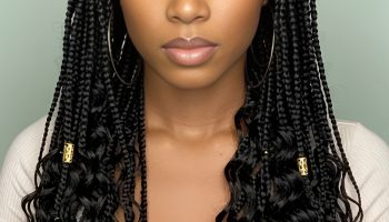 Fulani Knotless Braids with Curved Partings