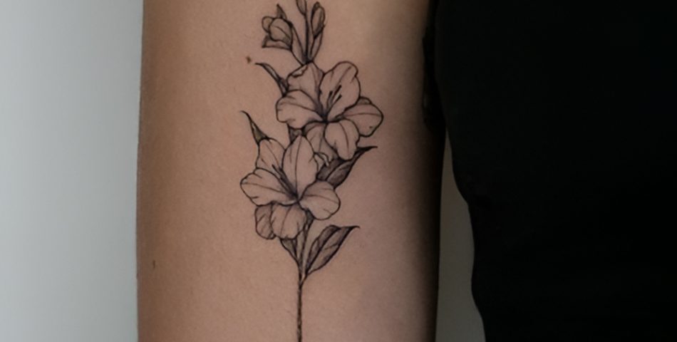 Gladiolus Sleeve with Botanical Elements