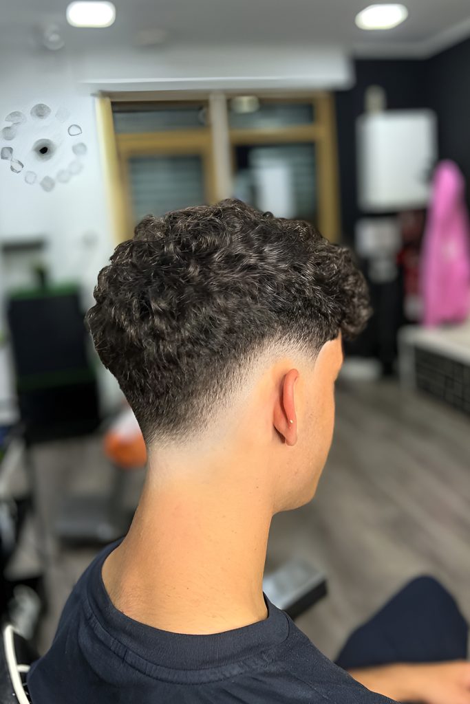 Mixing a Burst Fade with Curly Hair