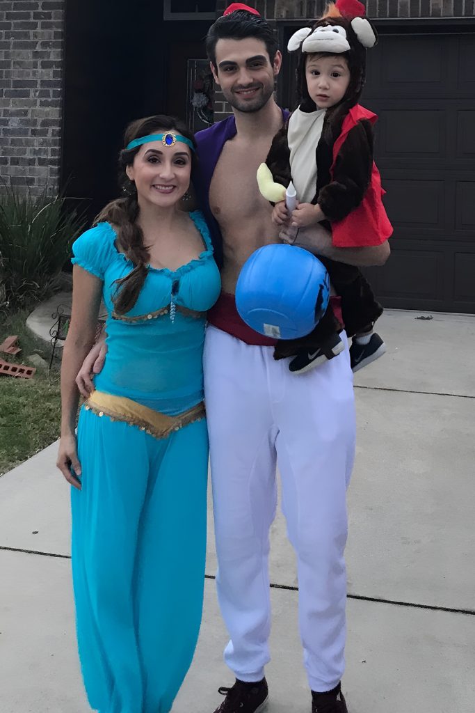 Planetary Monarchs and Their Alien Prince or Princess