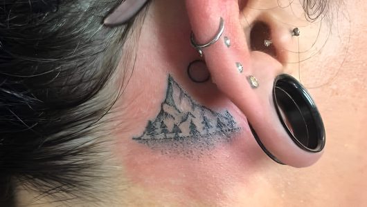 Sculptural Ear Cuffs with a Minimalist Mountain Symbol