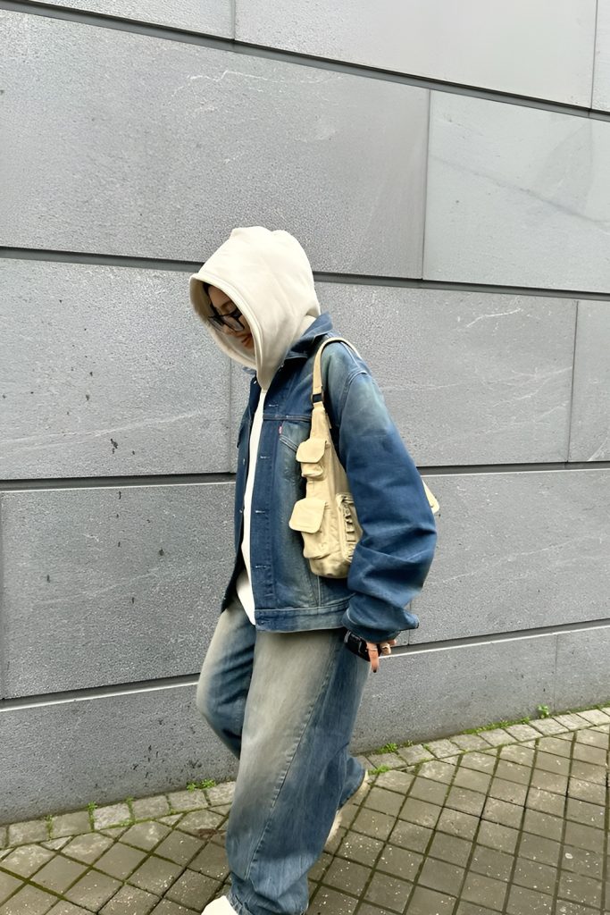 Streetwear Aesthetics with Oversized Hoodies and Relaxed Denim