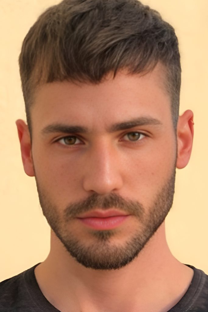 Tapered French Crop with a Natural Fringe