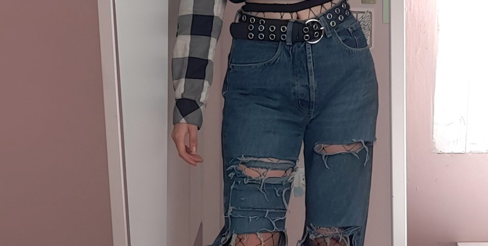 Black Band Tees Paired with Ripped Skinny Jeans