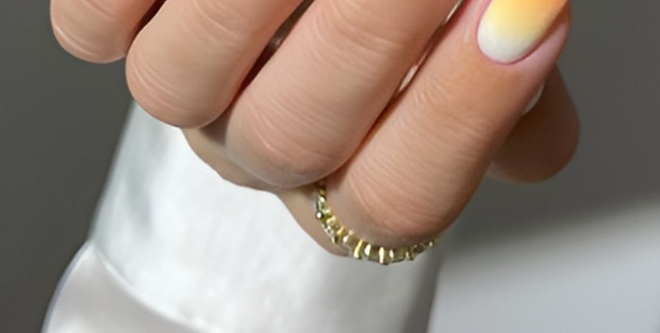 Candy Corn Gradient for a Sweet and Spooky Touch