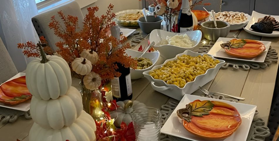 13 Easy Thanksgiving Entertaining Ideas to Keep It Simple - Insiderlyfe