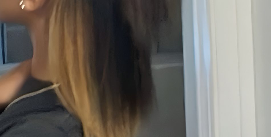 Half Up, Half Down Silk Press That Balances Structure