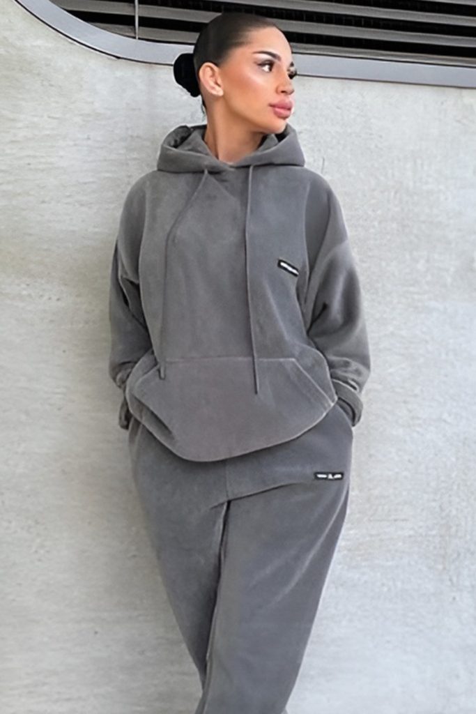 Matching Seamless Set with Oversized Hoodie