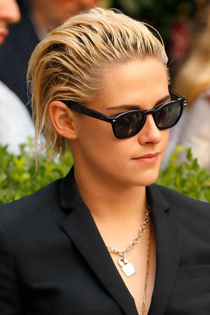 Wet Look Bob for High Fashion Concert Style