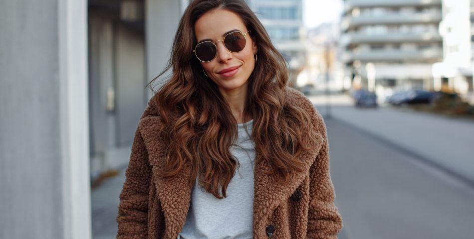 18 Teddy Coat Outfit Ideas That Are Warm Yet Fashionable