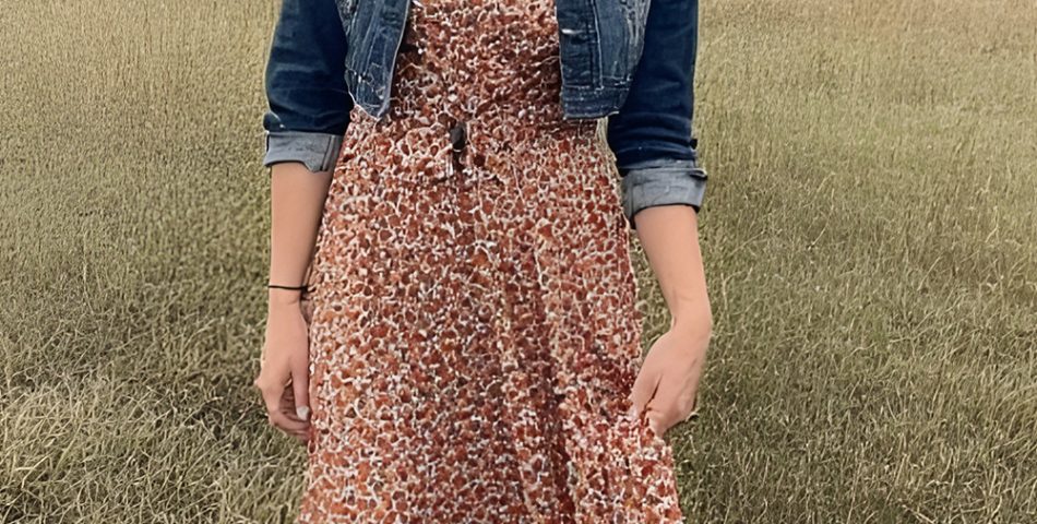 Denim jackets and flowing skirts for a feminine touch