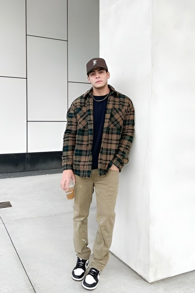 Flannel Layers That Capture Casual Autumn Vibes