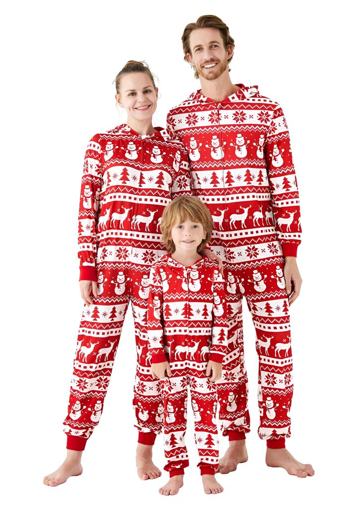 Holiday Fair Isle Designs for a Nordic Christmas Atmosphere